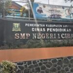 Kepsek SMPN 1 Cibadak Terindikasi Mark Up Penggunaan Dana BOS Tahun 2022.