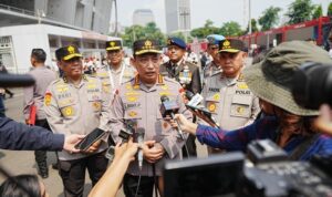 Kapolri mengecek kesiapan acara puncak hari Bhayangkara di GBK.