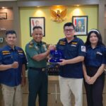 Komandan Pangkostrad Letjen TNI Muhammad Saleh Mustafa sambut silaturahmi PWRC.