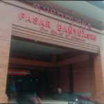 Pembangunan pasar Banyuasri Buleleng disinyalir merugikan keuangan negara.