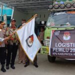 KPU Wajo Distribusikan Logistik Pemilu 2024 Ke PPK di 14 Kecamtan.