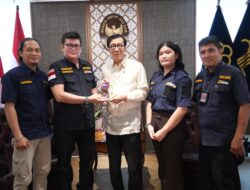 Menteri Hukum dan HAM Yasonna H. Laoly Menerima Audiensi Jajaran DPP PWRC.