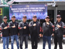 Peringati HUT Tekab 308 ke-9 Polres Metro buka warung makan gratis.