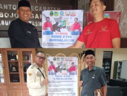 DPC PWRI kabupaten Tasikmalaya mensosialisasikan pentingnya paham 11 Kode Etik Jurnalistik.