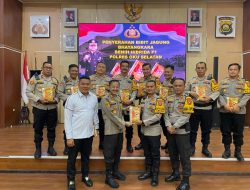 Polres OKUS Salurkan Bibit Jagung Bhayangkara untuk Mendukung Ketahanan Pangan