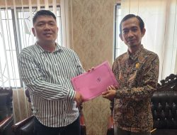 Komisi IV DPRD Lampung Tengah menerima aduan masyarakat terkait majalah PGRI