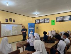 HUT 43 ACC Hadirkan Harapan Baru Untuk Pendidikan di Pelosok : 43 Unit Proyektor Didistribusikan