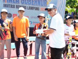 Atlet Renang SMPN 7 Metro Dapat Perenang Terbaik di Kejuaraan Piala Gubernur 2025