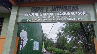 Kepala Sekolah dan Guru Gelar Rapat, Proses Belajar Mengajar Siswa SMPN 1 Jatiwaras Diliburkan