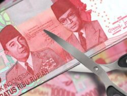 Oknum Kepala Sekolah Terindikasi Tahan ATM, dan Potong Gaji Guru Honorer