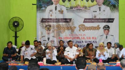 Gubernur Jawa Tengah Silaturahmi Bersama Keluarga Transmigran di Desa Bagelen