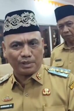 Walikota Metro Bantah Tidak Ada Jual Beli Ijazah di Unisla