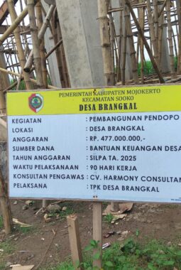 Dugaan Selisih Anggaran Penggunaan Material Semen Pembangunan Pendopo Desa Brangkal