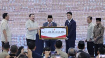 Presiden Prabowo Subianto Saksikan Penyerahan Uang Triliunan ke-Kas Negara Oleh Satgas PKH