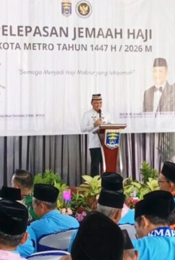 Wali Kota Metro Resmi Melepas Keberangkatan 276 Jemaah Haji