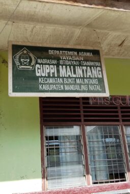 Dinilai Merosot, Kamad MTs GUPPI Malintang Diduga Jarang Hadir dan Layak Diganti.