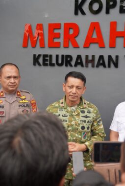 Danrem 043/Gatam Hadir Launching 1.061 KDKMP Secara Virtual Bersama Presiden RI di Kota Metro