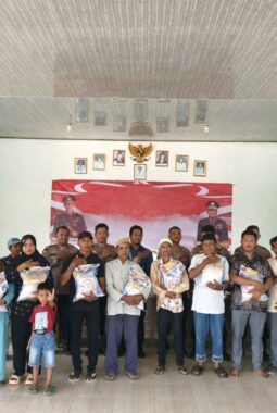 Kabag Ops Polres Mesuji Pimpin Kegiatan Jumat Curhat di Desa Margo Jadi. 