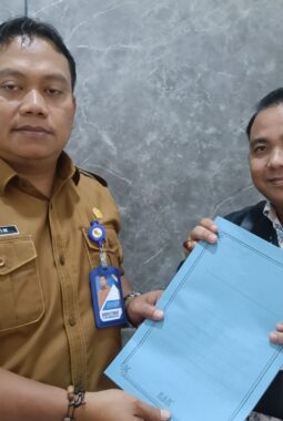 Tim ABR Tulang Bawang Barat Laporkan Dugaan Korupsi Pembangunan Lapen dan Podium Lapangan ke Inspektorat