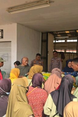Sat Binmas Polres Mesuji Monitoring dan Pendampingan, Distribusikan Beras Murah SPHP Bulog