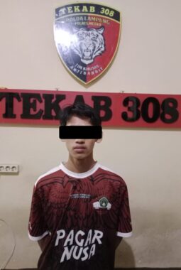 Masuk Kosan Lewat Gembok Rusak, Pemuda 19 Tahun Diamankan Tekab 308 Polres Metro
