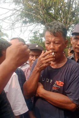 Pilkades Pulau Rakyat Tua Sempat Ricuh Akibat Warga Pemilik E-KTP Tak Bisa Mencoblos Di TPS