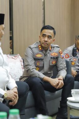 Bersinergi, Kapolres Jombang Jalin Silaturahmi dengan Bupati